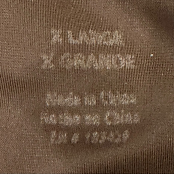 Casablanca Leopard Print Leggings - Picture 8 of 8